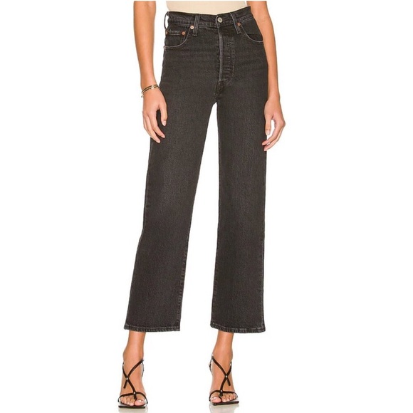 Levi's Denim - Levi’s Premium Ribcage Straight Ankle Leg Denim Jeans in Feelin Cagey